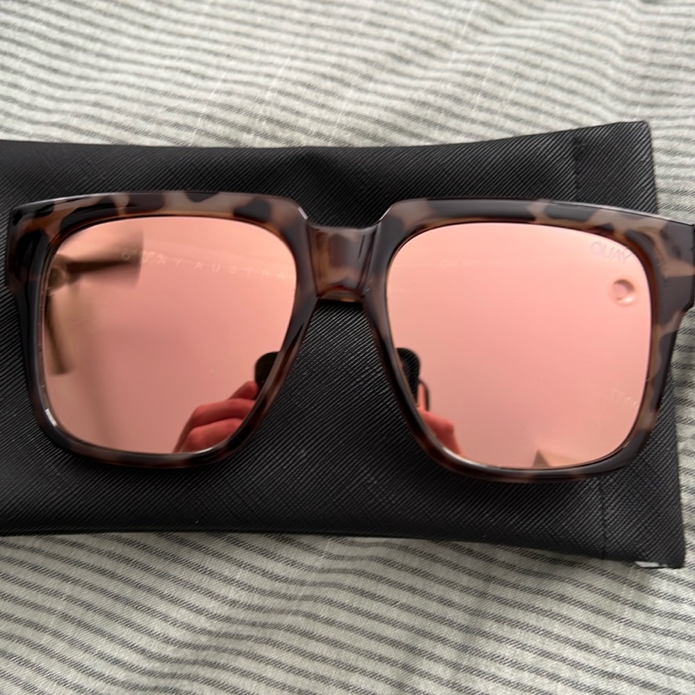 Quay Australia Tortoiseshell Sunglasses with Pink Mirror Lenses